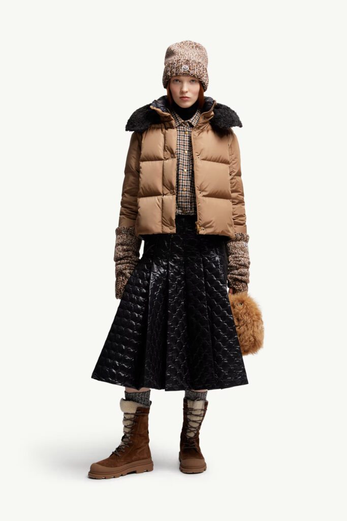 Najmodniejsze kurtki damskie Moncler