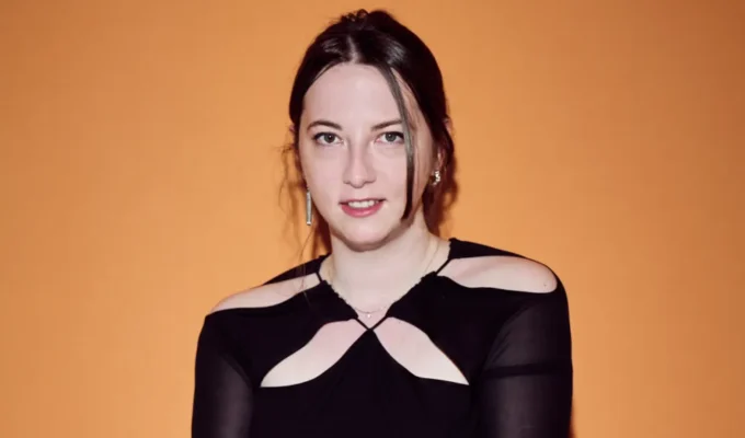 Nensi Dojaka od albanskich korzeni do swiatowej mody