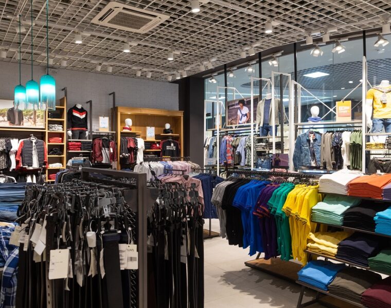 jak rozpoznac ubrania premium przewodnik od pierwszego dotyku po zakup