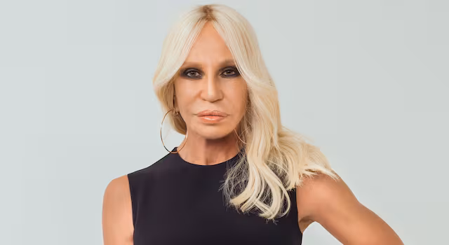 Donatella Versace ikona mody ktora przezyla własna legende