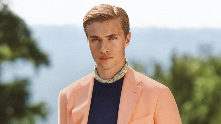 Lucky Blue Smith blog