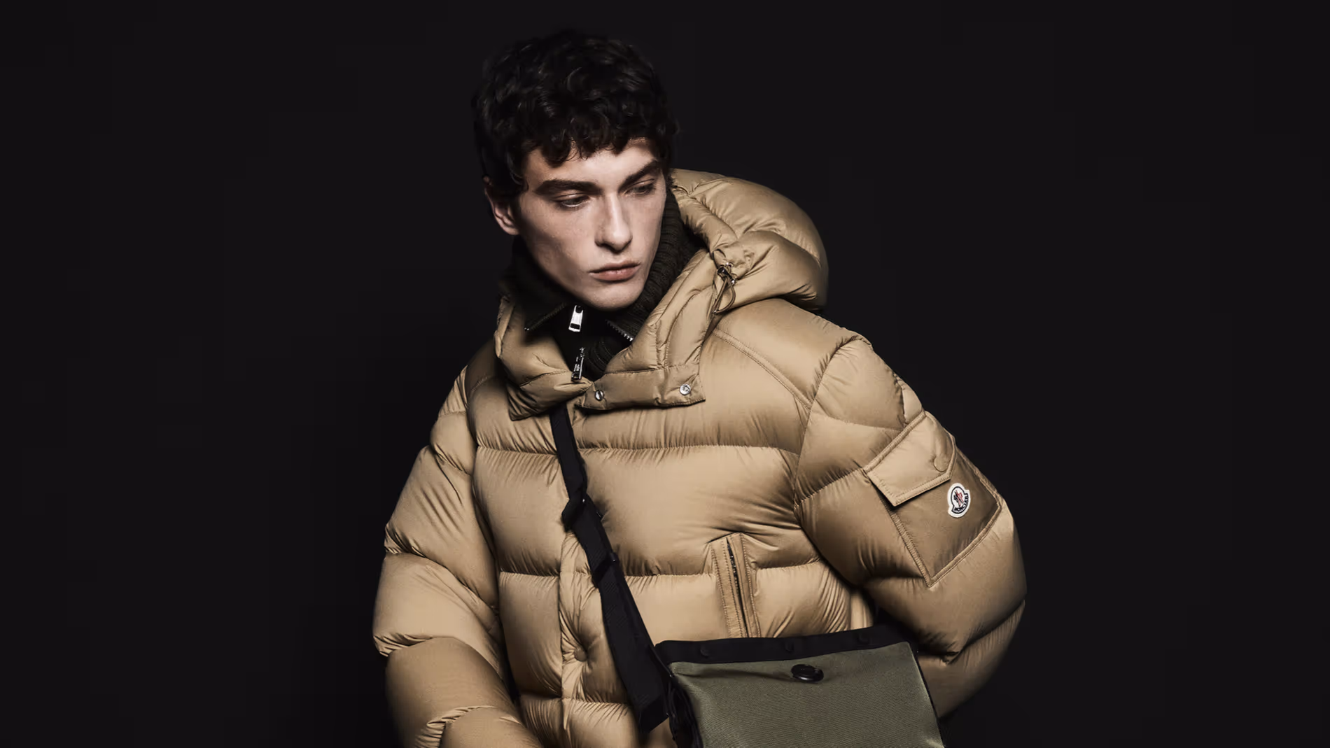 kurtka Moncler cena kurtka Moncler cena