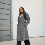 plaszcze XXL oversize objetosc i dramat wspolczesnej sylwetki