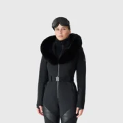 Mackage Elle czyli luksusowy cieply i stylowy kombinezon na stok do−20°C