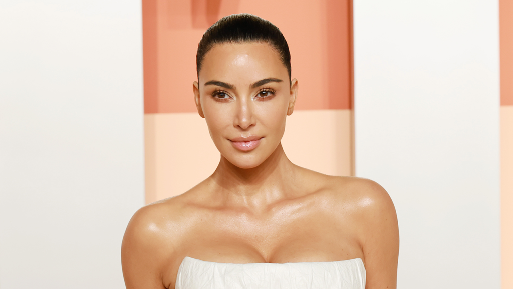 kim jest Kim Kardashian blog