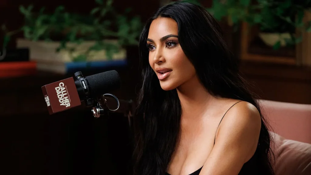 kim jest Kim Kardashian kim jest